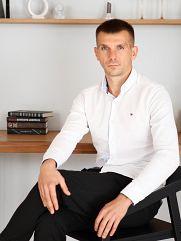 Артур АрташевичБуткевич